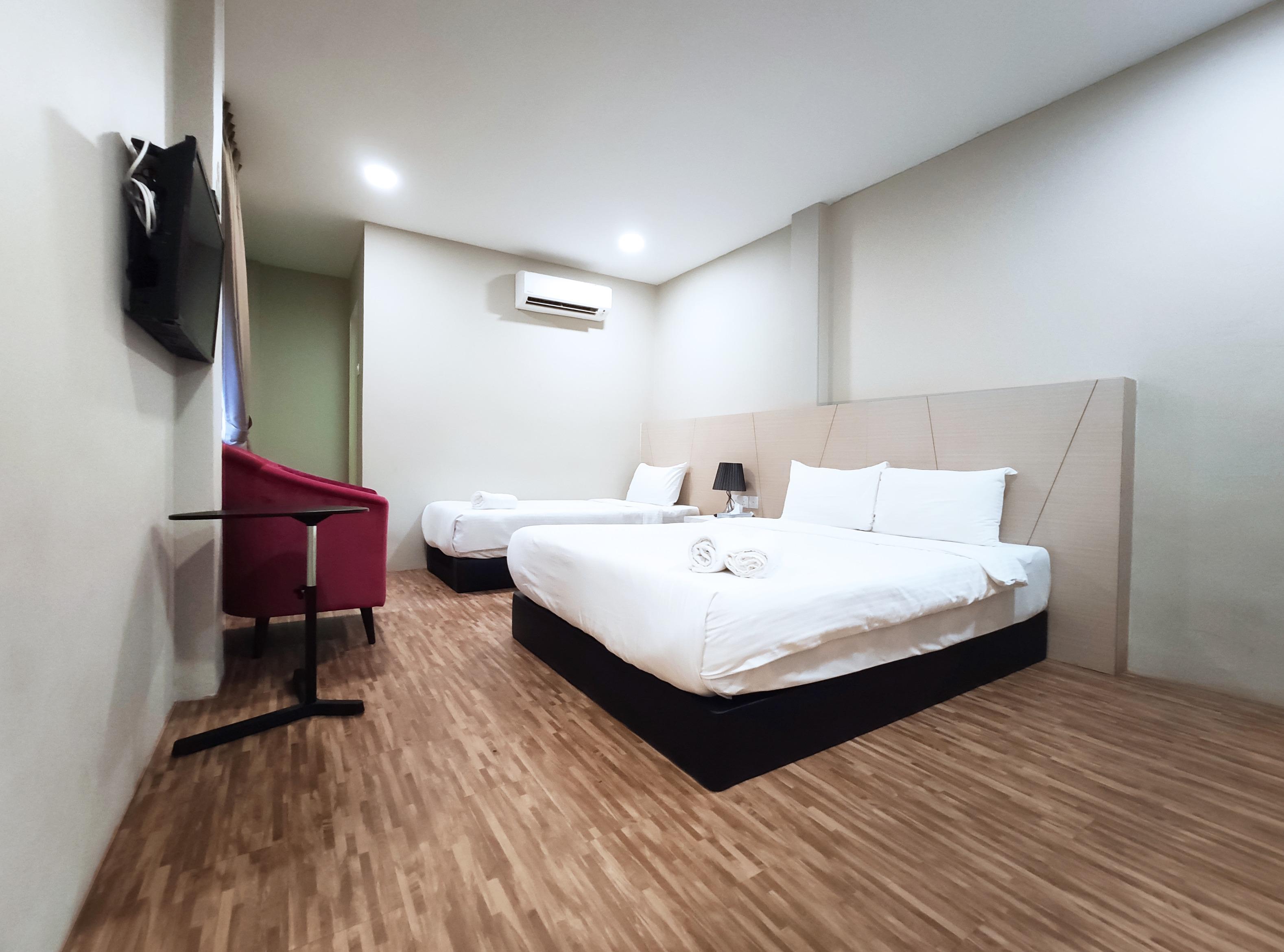 Princess Hotel Pontian Понтиан-Кечил Экстерьер фото