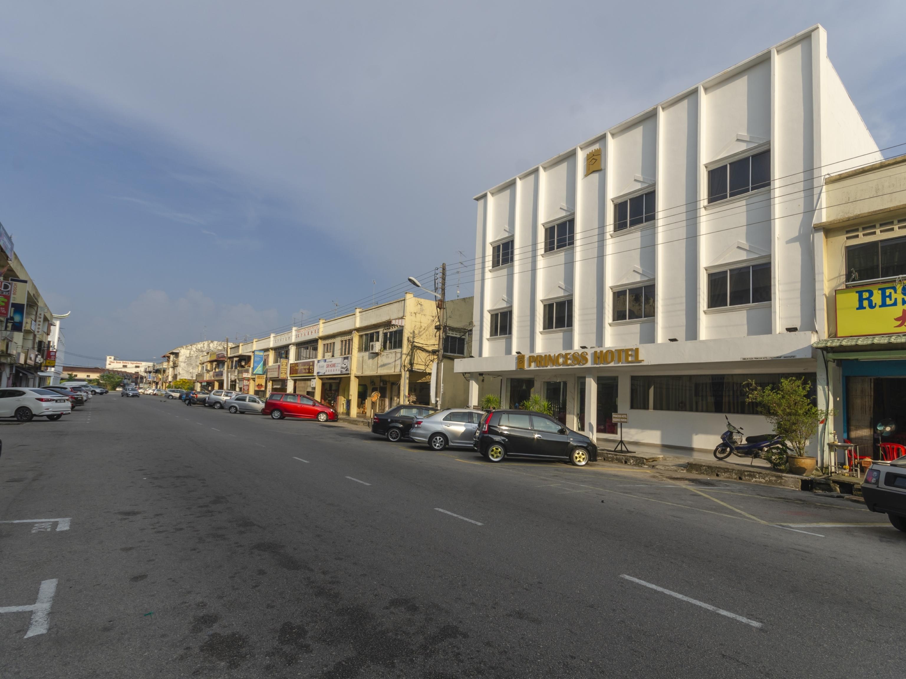 Princess Hotel Pontian Понтиан-Кечил Экстерьер фото