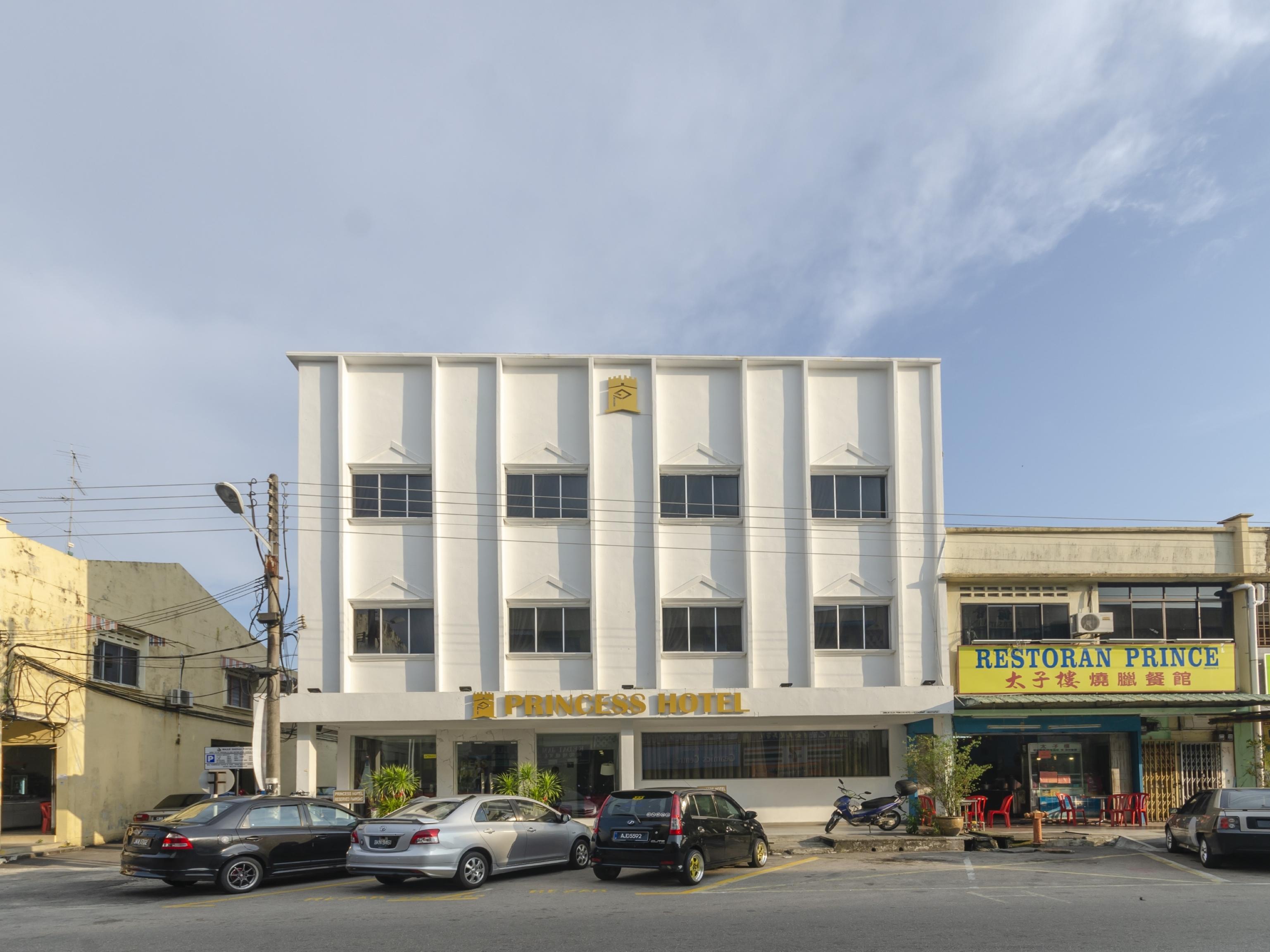 Princess Hotel Pontian Понтиан-Кечил Экстерьер фото