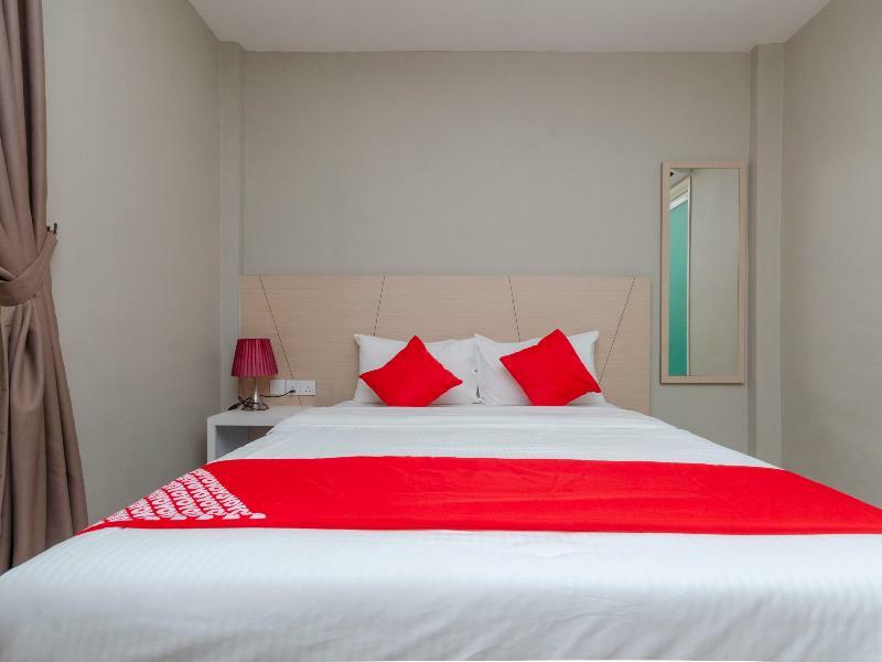 Princess Hotel Pontian Понтиан-Кечил Экстерьер фото